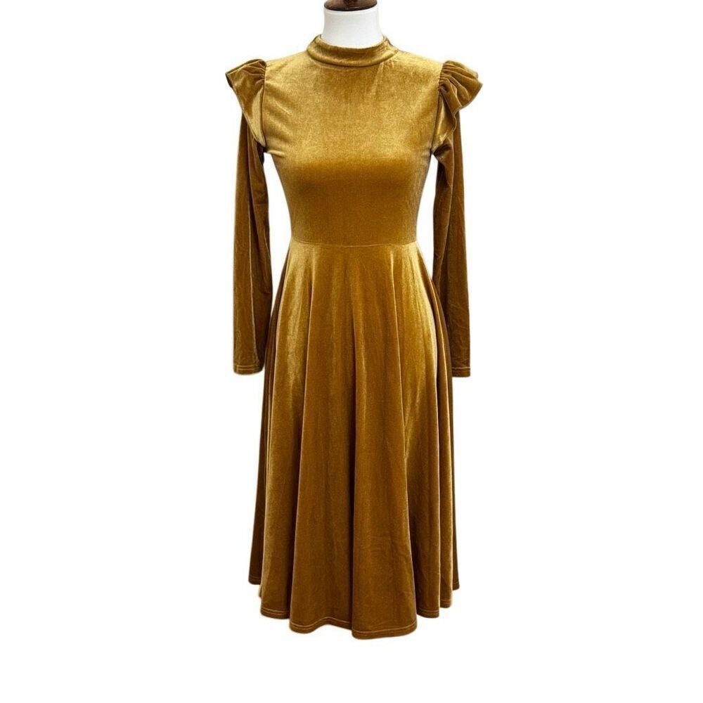 IVY CITY La La Lady Gold Velvet Holiday Midi Dress Long Sleeve Size Small